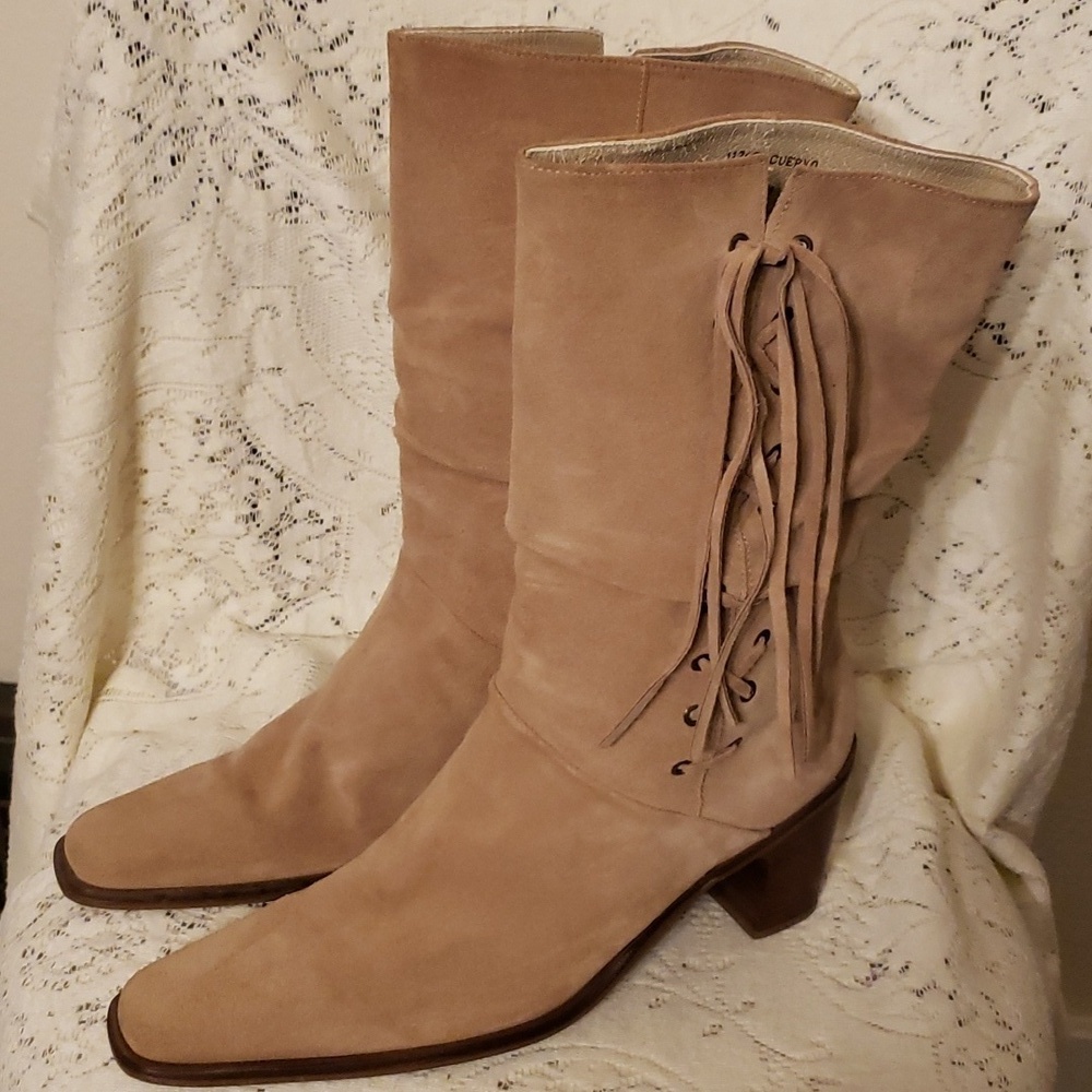 Hokus Pokus Suede Leather western style Heeled Boot